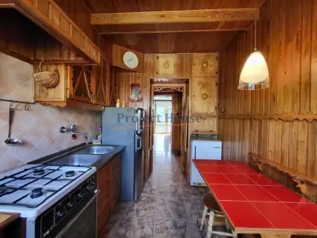 Łódź ,  Fiodora Dostojewskiego 8   7