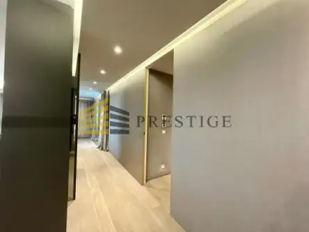 Warszawa ,  Różana   12