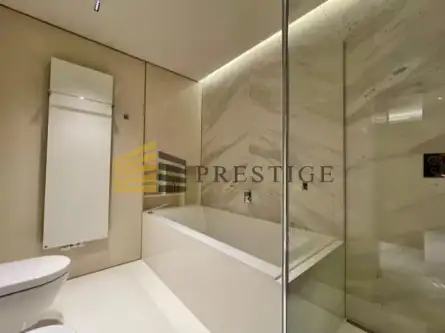 Warszawa ,  Różana   14