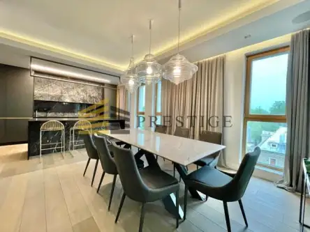 Warszawa ,  Różana   2