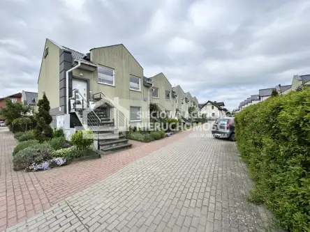 Rumia ,  Dębowa   12