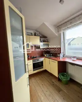 Rumia ,  Dębowa   5