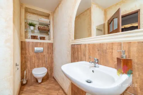 Olsztyn ,  Hiacyntowa   10