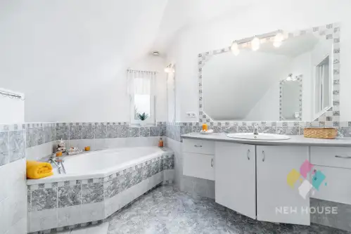 Olsztyn ,  Hiacyntowa   17