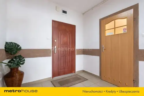 Biskupiec ,  Aleja broni   2