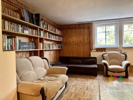 Mikołajki ,  Plac Wolności   17