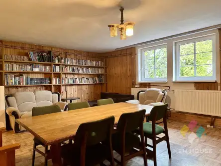 Mikołajki ,  Plac Wolności   2