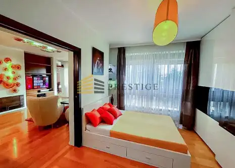 Warszawa ,  Biały Kamień   4