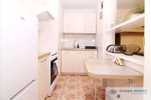 Kraków ,  Gnieźnieńska   7