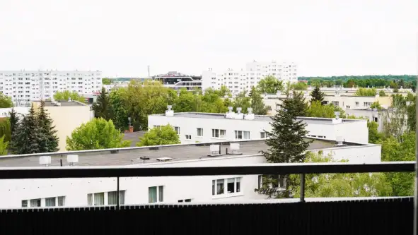 Legionowo ,  Husarska   7