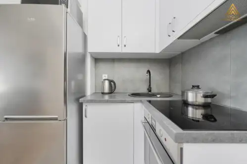 Wrocław ,  Grabiszyńska   4