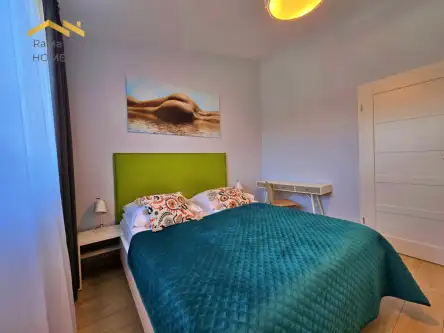 Kraków ,  Halicka   4