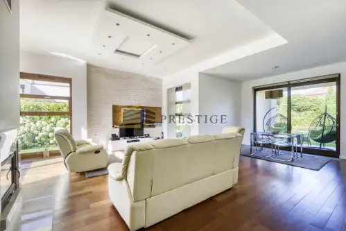 Bielawa ,  Warszawska   3