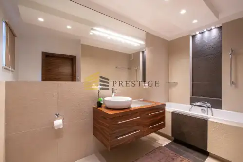 Bielawa ,  Warszawska   7