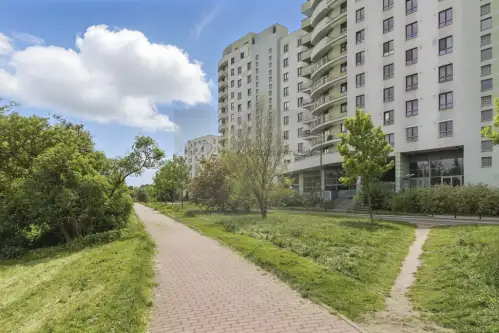 Warszawa ,  Gwiaździsta   17