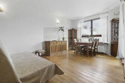 Warszawa ,  Gwiaździsta   7