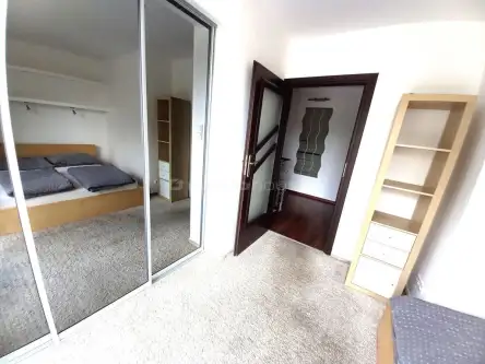 Skierniewice ,  Łowicka   11