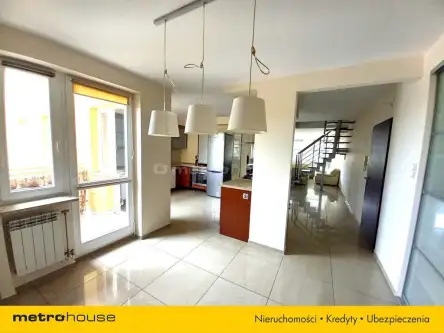 Skierniewice ,  Łowicka   12