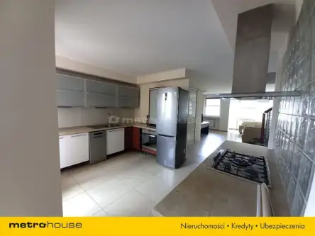 Skierniewice ,  Łowicka   16