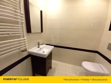 Skierniewice ,  Łowicka   19