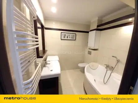 Skierniewice ,  Łowicka   20