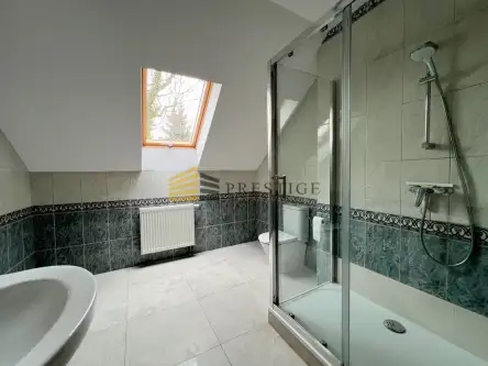 Warszawa ,  Uprawna   8