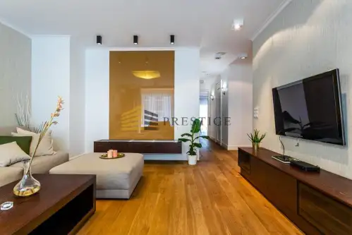 Warszawa ,  Grzybowska   3