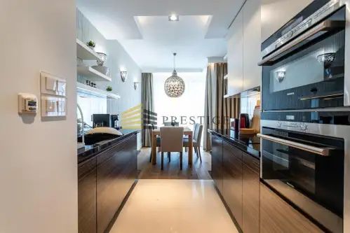 Warszawa ,  Grzybowska   4