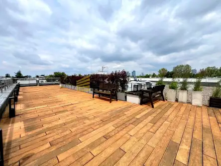 Warszawa ,  Biały Kamień   17