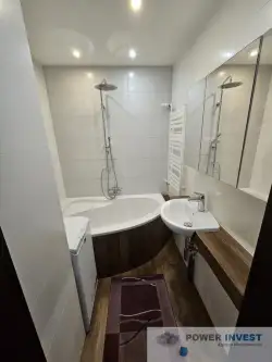 Kraków ,  os. Przy Arce   8