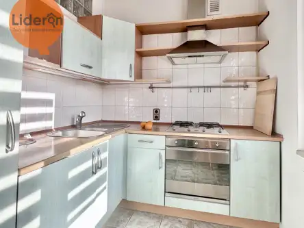 Łódź ,  Szymona Harnama   4