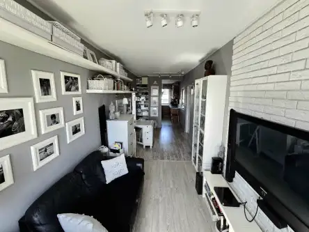 Warszawa ,  Jantarowy Szlak   2