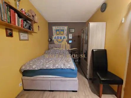 Gdynia ,  Perłowa   4