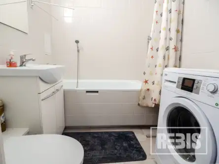 Kraków ,  Łużycka   5