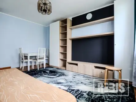 Kraków ,  Łużycka   8