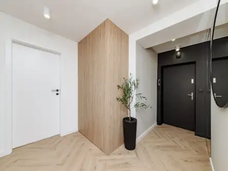 Warszawa ,  Sienna   20