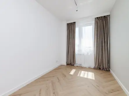 Warszawa ,  Sienna   8