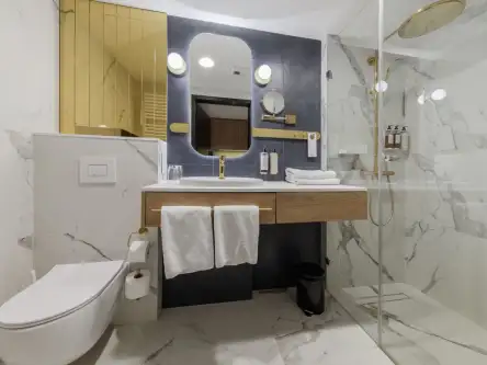 Warszawa ,  Grzybowska   10