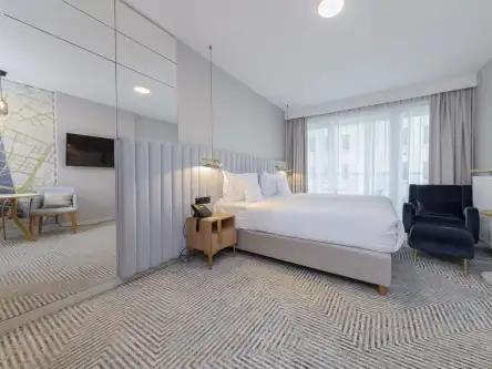 Warszawa ,  Grzybowska   11