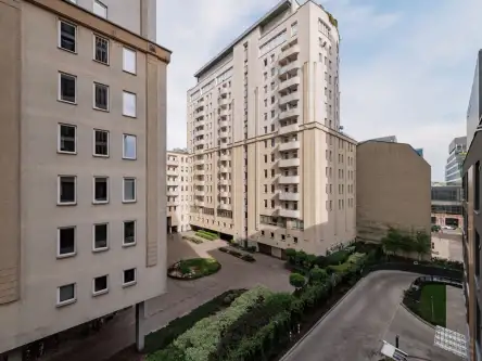 Warszawa ,  Grzybowska   17