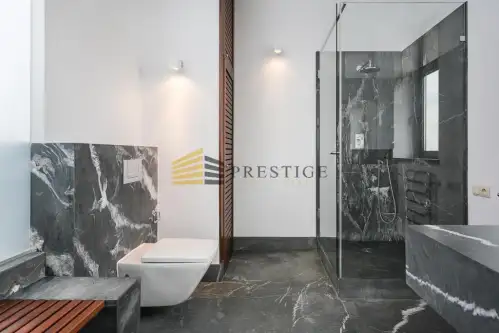 Warszawa ,  Podchorążych   12