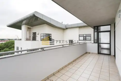 Warszawa ,  Podchorążych   5