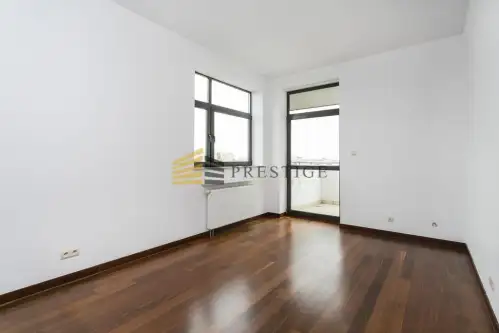 Warszawa ,  Podchorążych   9