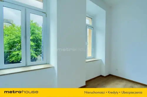 Łódź ,  Narutowicza   17