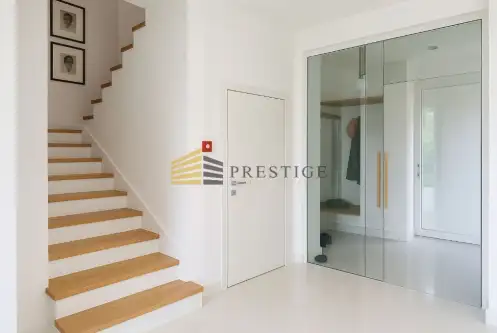 Konstancin-jeziorna ,  Warszawska   12