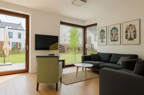 Konstancin-jeziorna ,  Warszawska   4