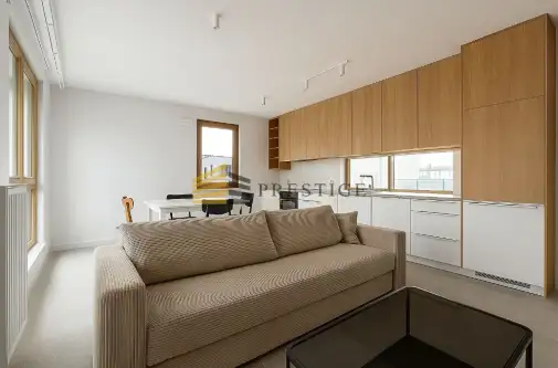  Warszawa   Domaniewska 