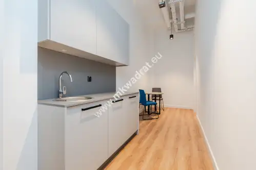 Warszawa ,  Jana III Sobieskiego 107   8