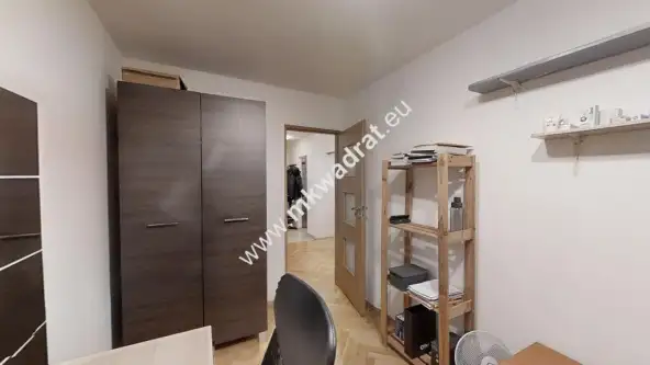 Warszawa ,  Jana Maklakiewicza   8