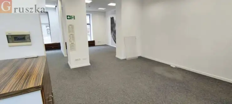 Gdynia ,  Świętojańska   9